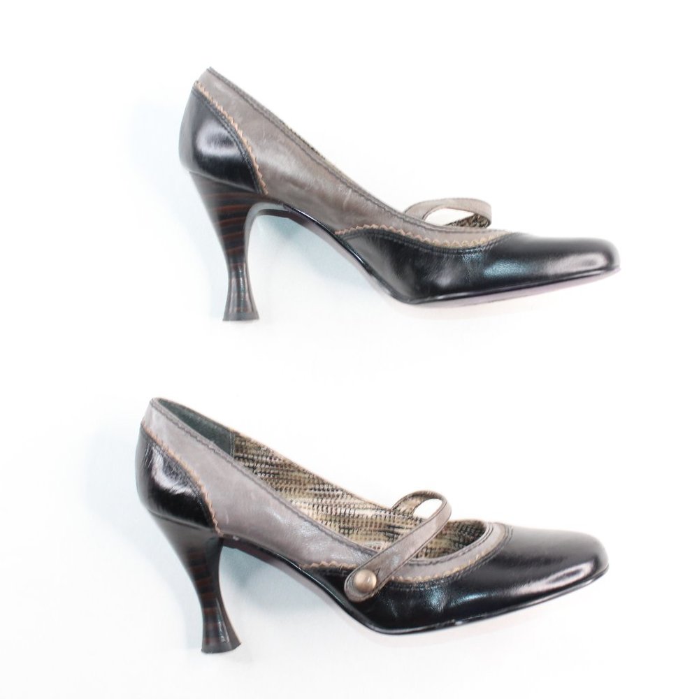 Bobbi Blu Anthropologie Black Leather Cap Heels - Picture 11 of 12
